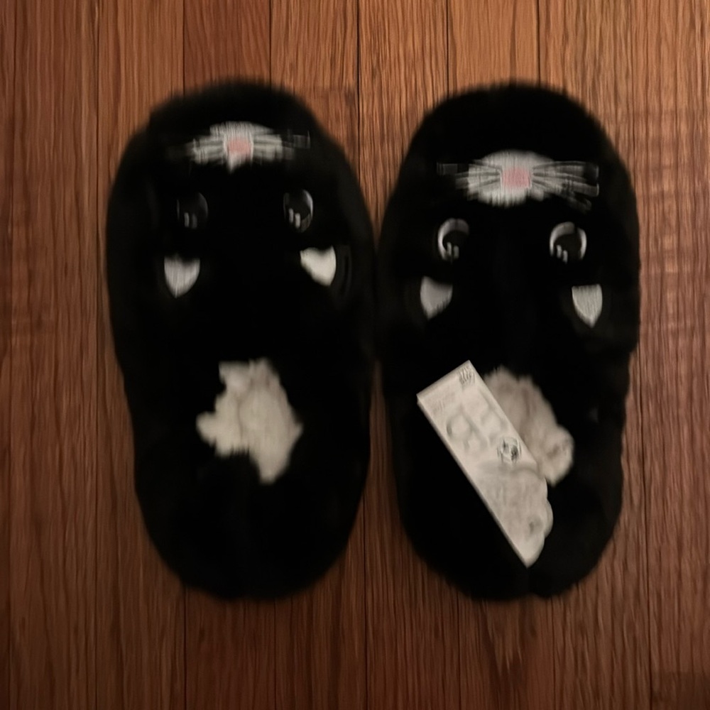 Fuzzy Baba Black Kitten Slippers Size 7 1/2-9
